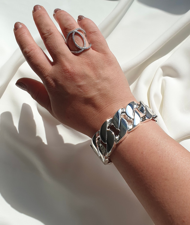 بنگل مینیمال آئیینه ای