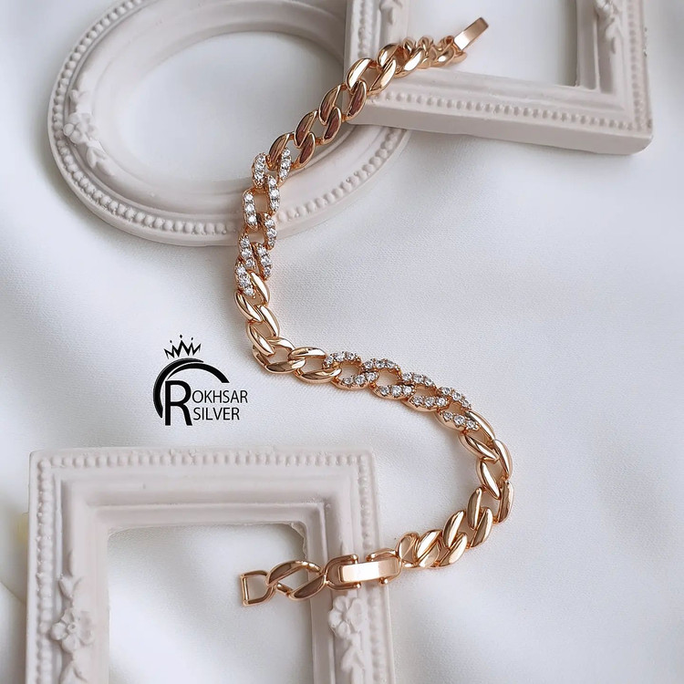 دستبند زنانه با قفل اضافه