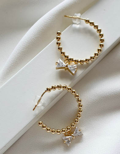 گوشواره پاپیون