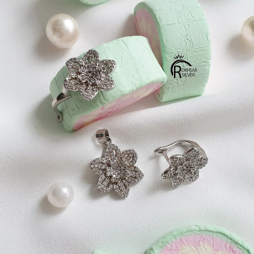 نیم ست نقره گل