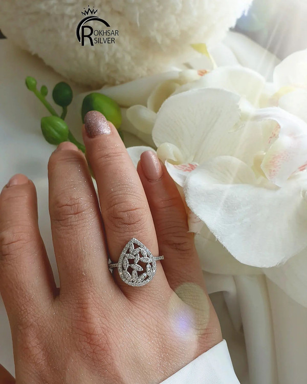 انگشتر نقره مدل اشک نگیندار