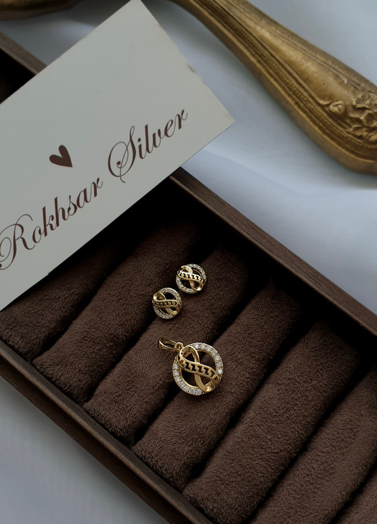 نیم ست بی نهایت رنگ طلایی