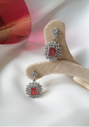 گوشواره نقره قرمز