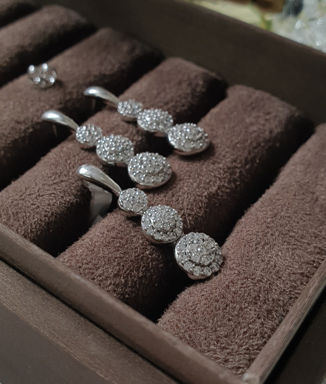 نیم ست نقره مدل توپ پر نگین