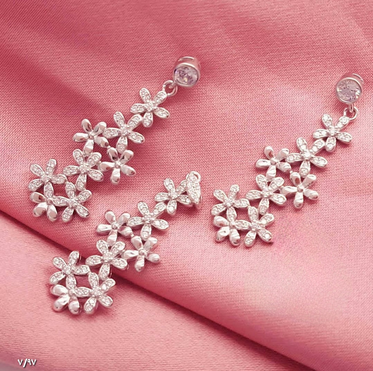 نیم ست نقره گل فول نگین