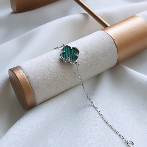 دستبند نقره ونکلیف