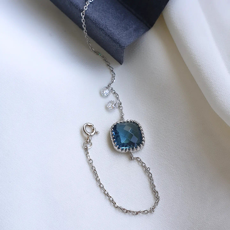 دستبند نقره جواهری