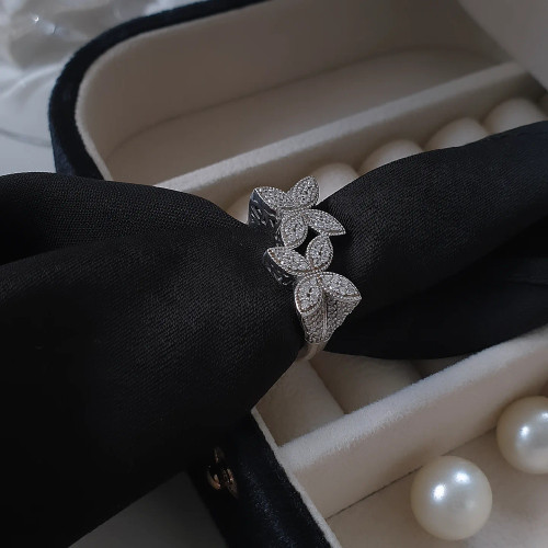 انگشتر نقره