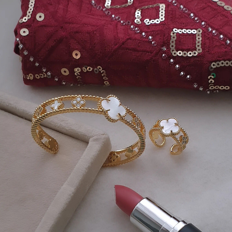 انگشتر فری سایز طرح طلا ونکلیف