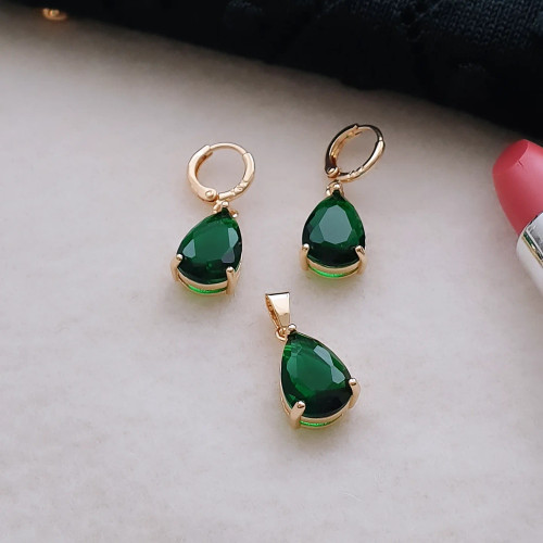 نیم ست زمرد