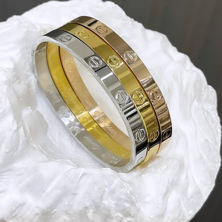 دستبندالنگویی کارتیر لاو