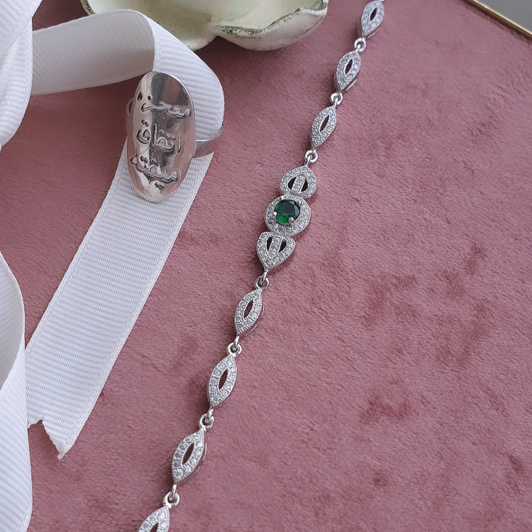 دستبند نقره با سنگ سبز