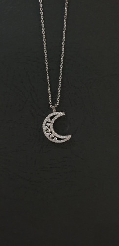 گردنبند تیتانیوم ماه جواهری