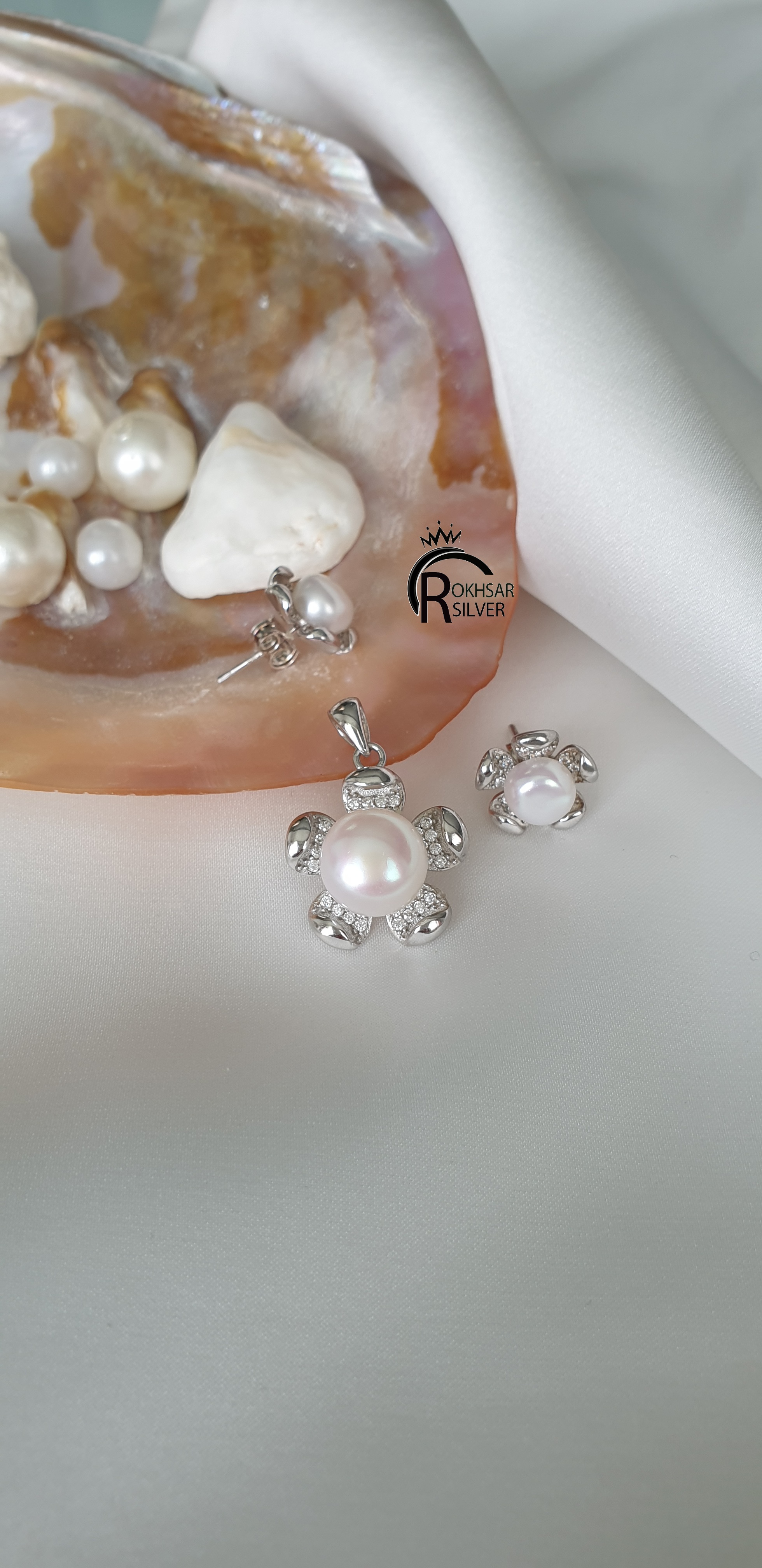 نیمست نقره  وارداتی با مروارید اصل