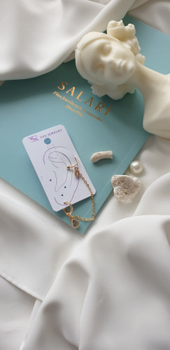 گوشواره یک طرفه به همراه ایرکاف