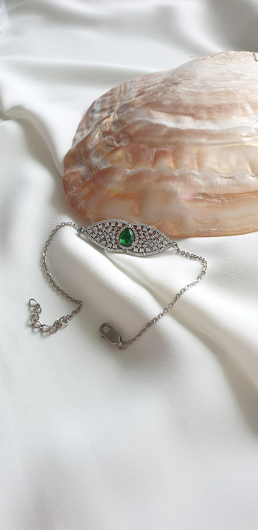 دستبند نقره زمرد عیار 925