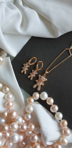 نیمست کیوت و جذاب تیتانیوم