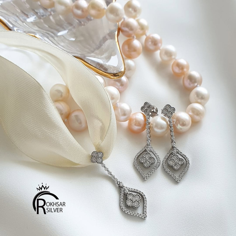 نیم ست جواهرنقره آویزی با سنگ اتمی و اتریشی