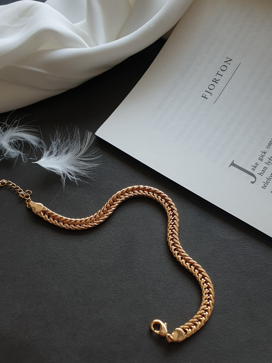 دستبند کارتیر طرح طلا