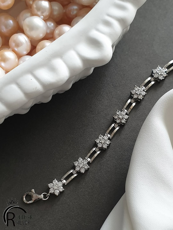 دستبند زنانه نقره طرح گل