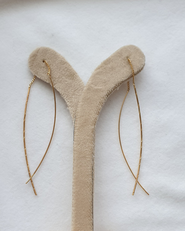 گوشواره بخیه طلایی