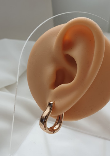 گوشواره حلقه ای طرح طلا ومدل آئیینه ای بیضی