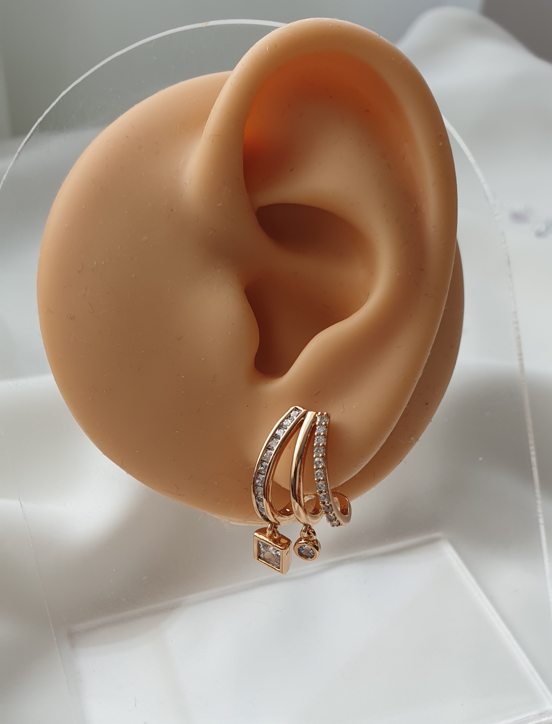 گوشواره میخی  ضد حساسیت از برند ژوپینگ