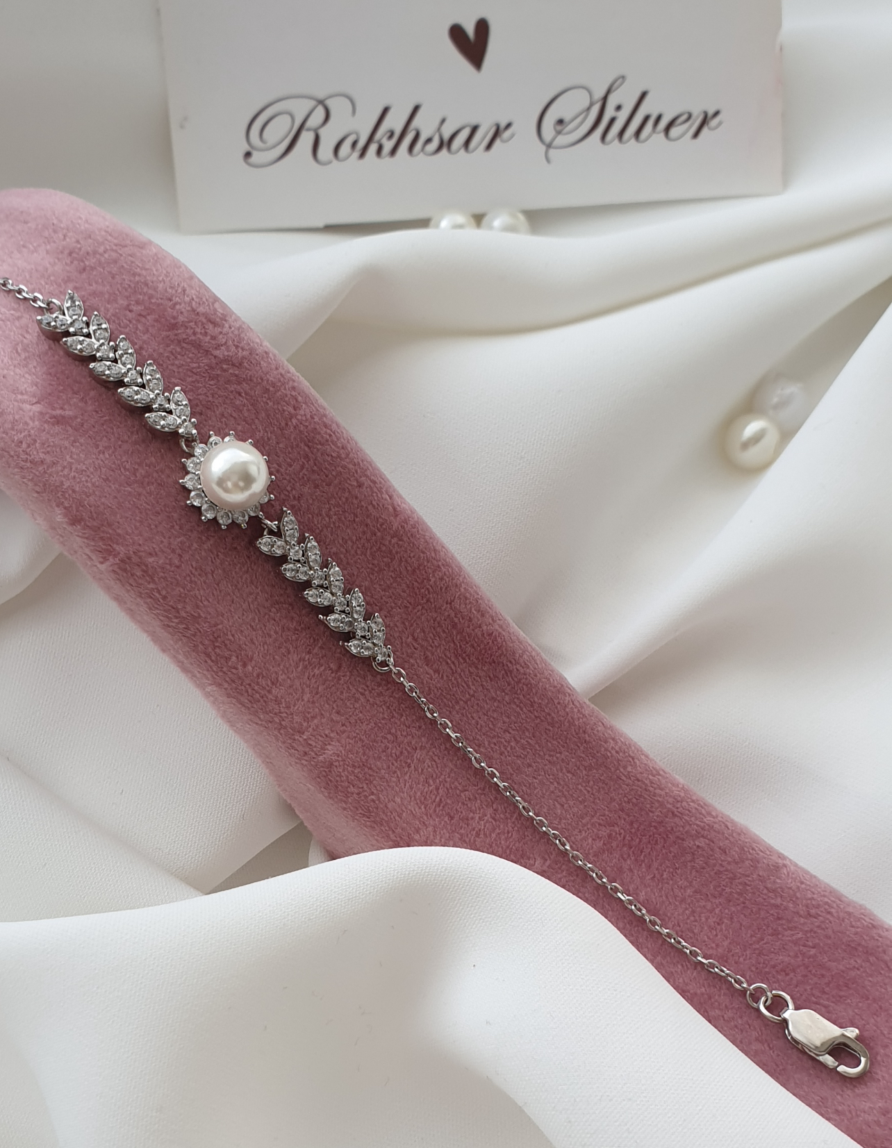 دستبند نقره مرواریدی ظریف