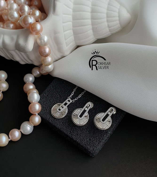 نیم ست طرح طلا نقره