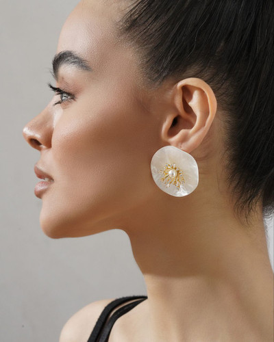 گوشواره صدفی