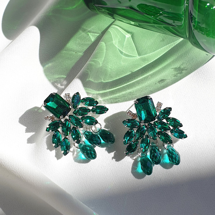 گوشواره مجلسی سبز