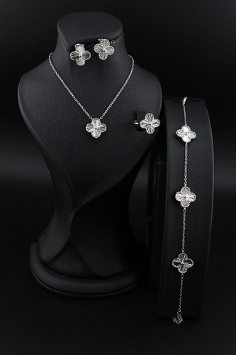 ست کامل ون کلیف با انگشتر و دستبند