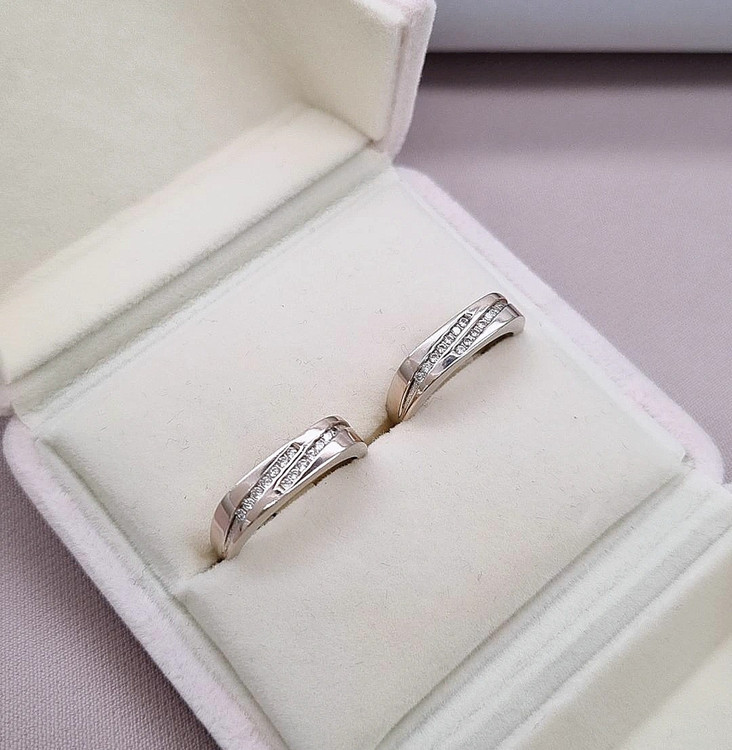 انگشتر حلقه نقره برای خانم و آقا