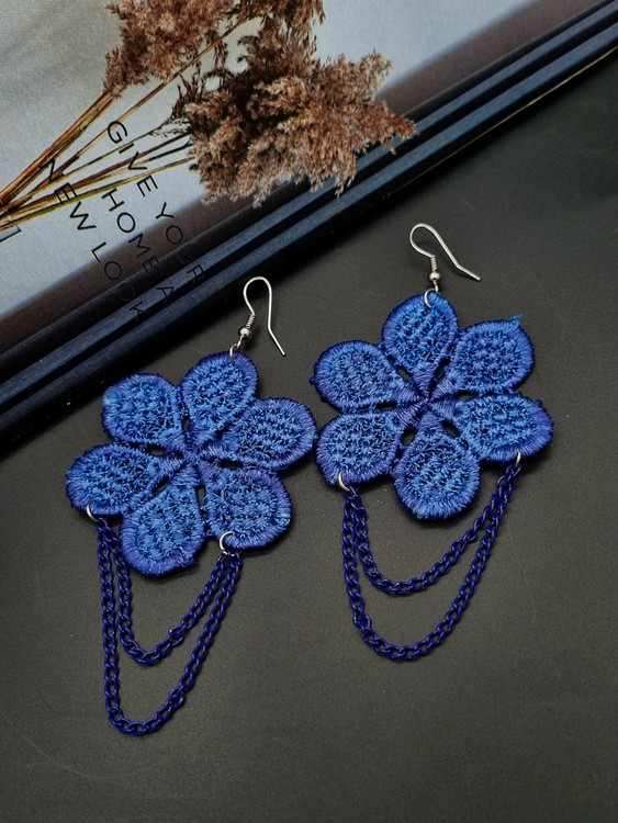 گوشواره گل گیپوری آبی تیره