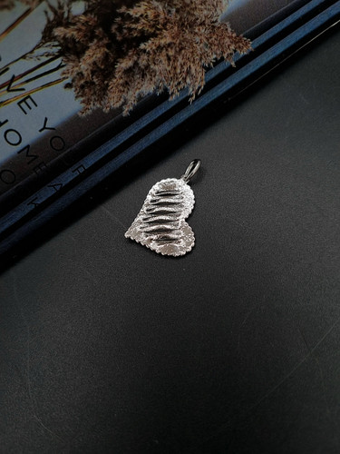 پلاک قلب تراش لیزری