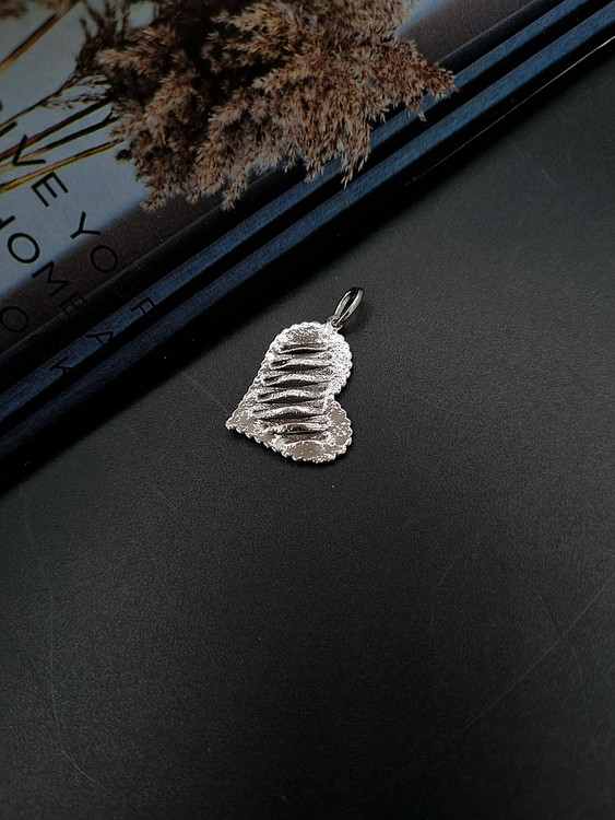 پلاک قلب تراش لیزری