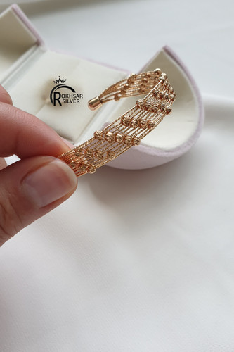 دستبند النگویی مدل البرنادو طرح طلا