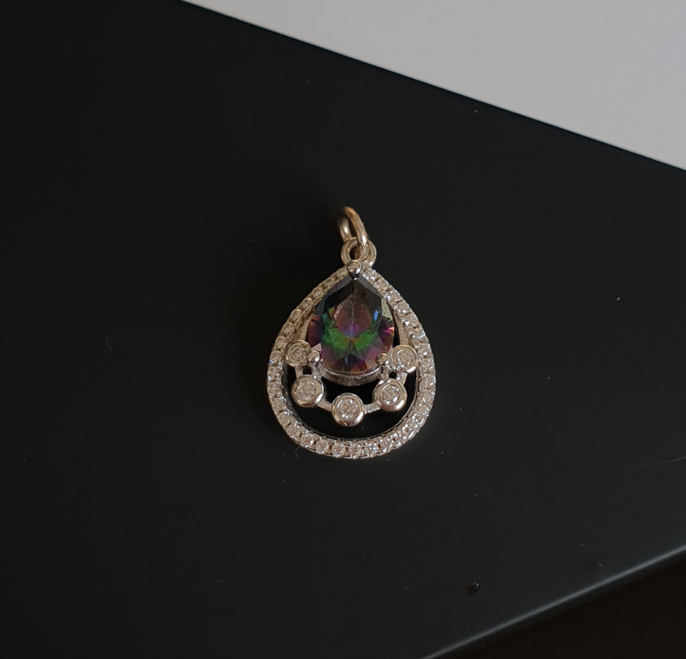 مدال نقره با سنگ توپاز مدل جواهری