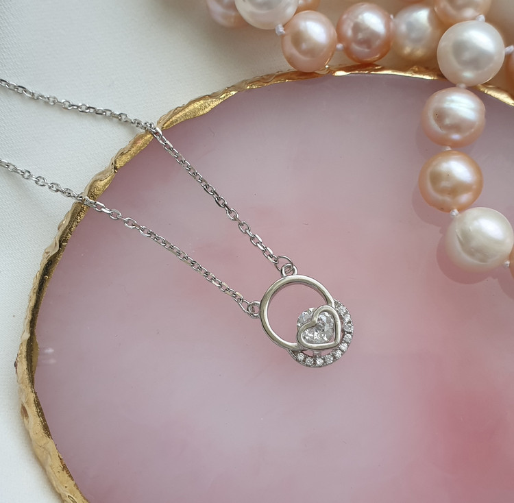 گردنی نقره خاص با طرح قلب