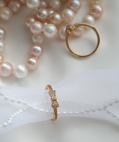 انگشتر پاپیون طلایی