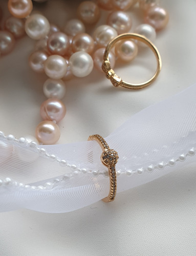 انگشتر توپی طلایی