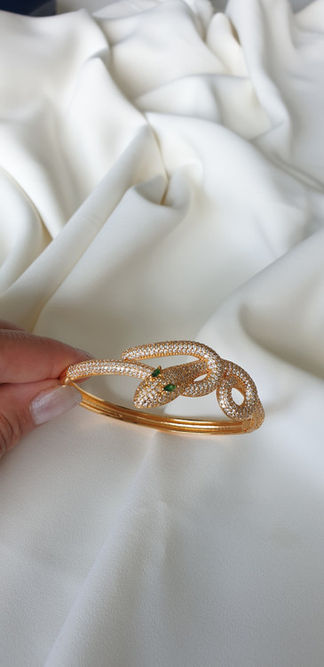 دستبند ماربولگاری طلایی