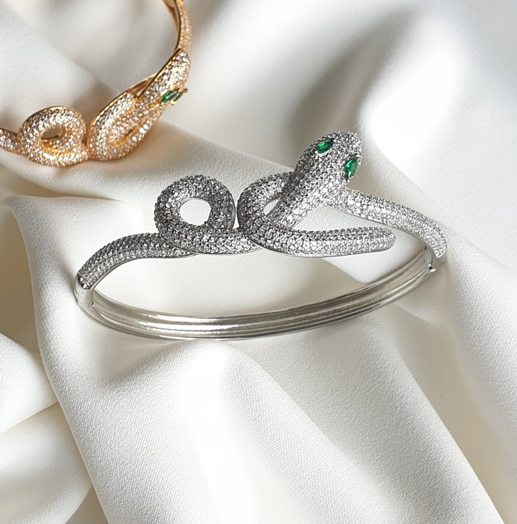 دستبند مار بولگاری سفید