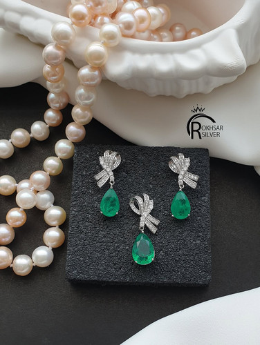 نیم ست نقره با سنگ دابلت