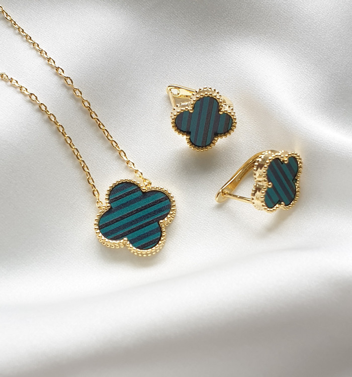 نیمست زنانه ونکلیف طلایی