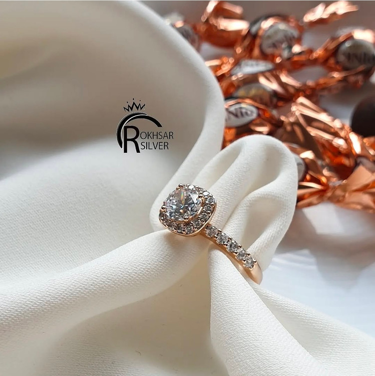 انگشتر تک نگین جواهری برند ژوپینگ