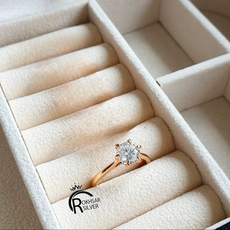 انگشتر تک نگین نامزدی