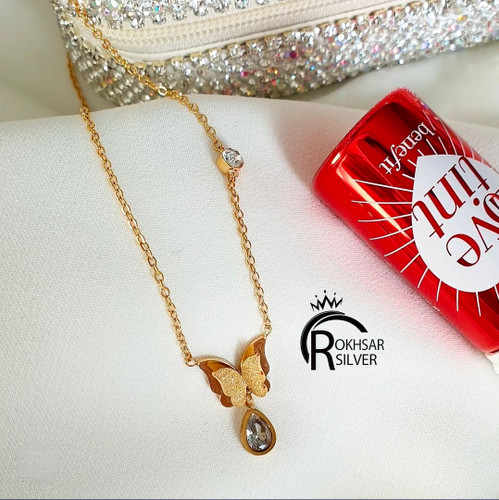 گردنی استیل پروانه با نگین اشکی آویز و رنگ ثابت