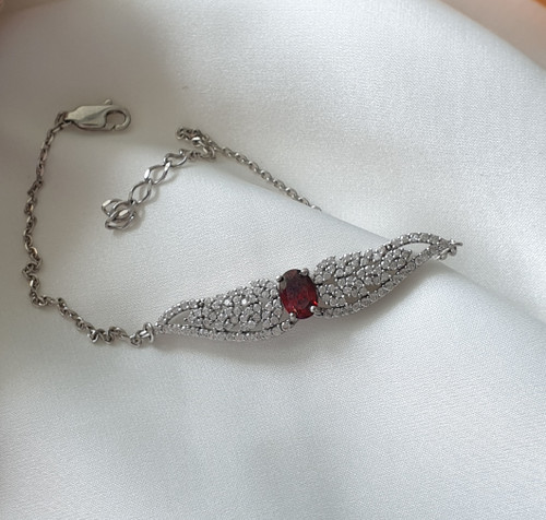 دستبند نقره با سنگ قرمز