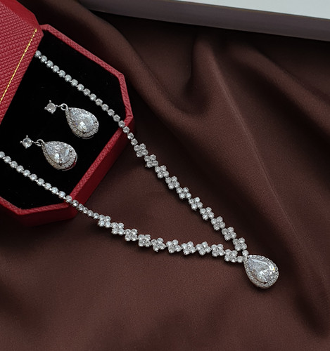 سرویس زنانه طرح طلا بدل